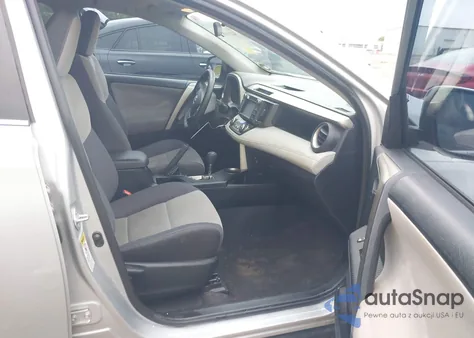 2015 Toyota Rav4 Xle from USA, damaged, VIN 2T3WFREV9FW170122